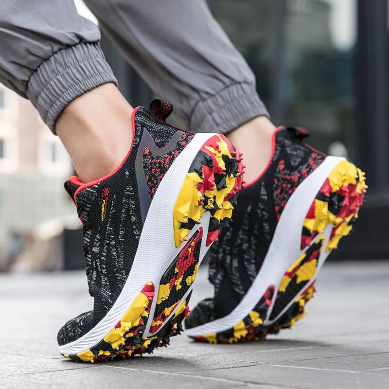 勒足中考体育跑步鞋50米专用鞋中学生轻便动健身房跑步鞋女男跑鞋中学