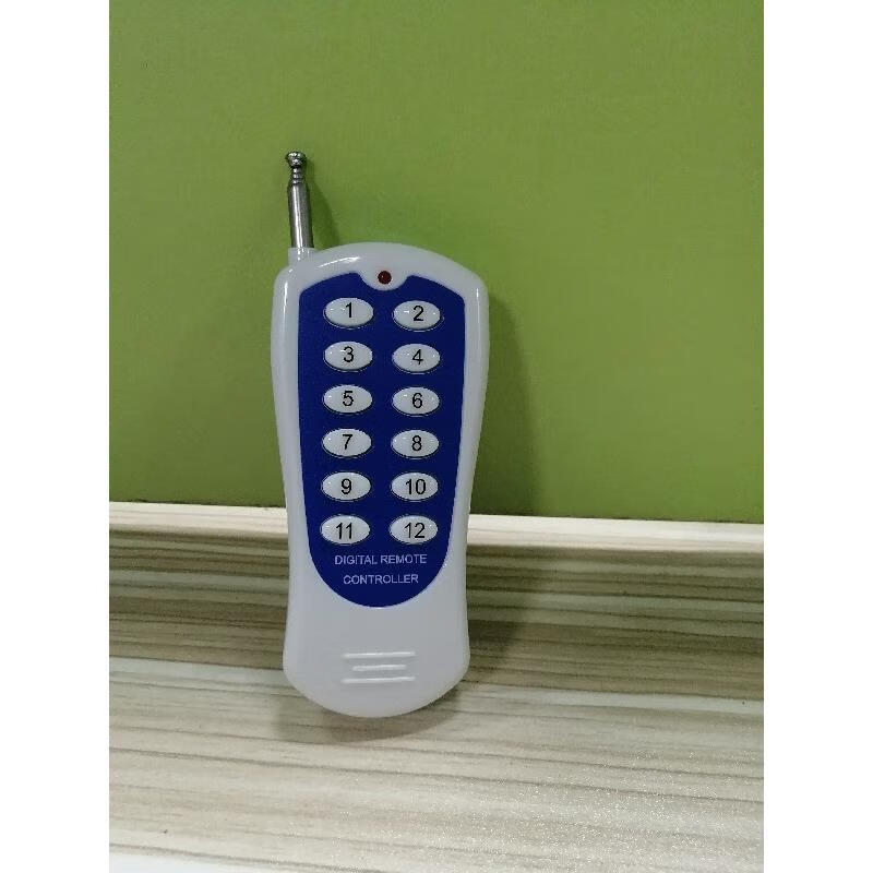 广场新款游乐碰碰车配件大全24v电机遥控器控制器充电器脚踏开关 遥控