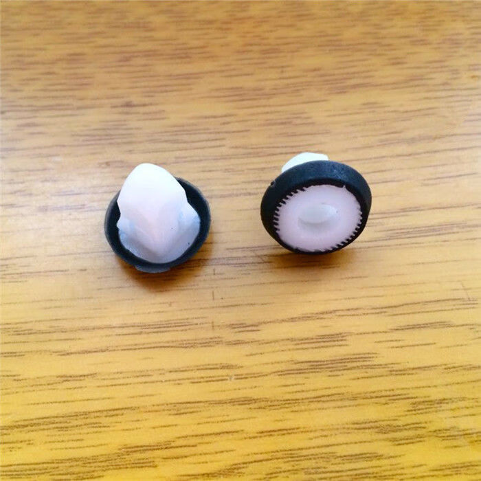 修衡适用宝马3 5系x1 x3 x5后车牌托架卡子 汽车后牌照架胶粒 扣 胶钉