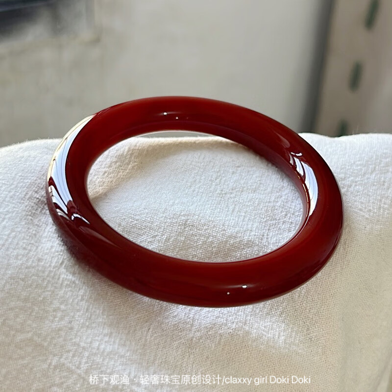 胖东来同款手镯红玛瑙玛瑙红色玉髓女圆条中国红玉髓玉镯感镯子送 52mm 本命年红色圆条