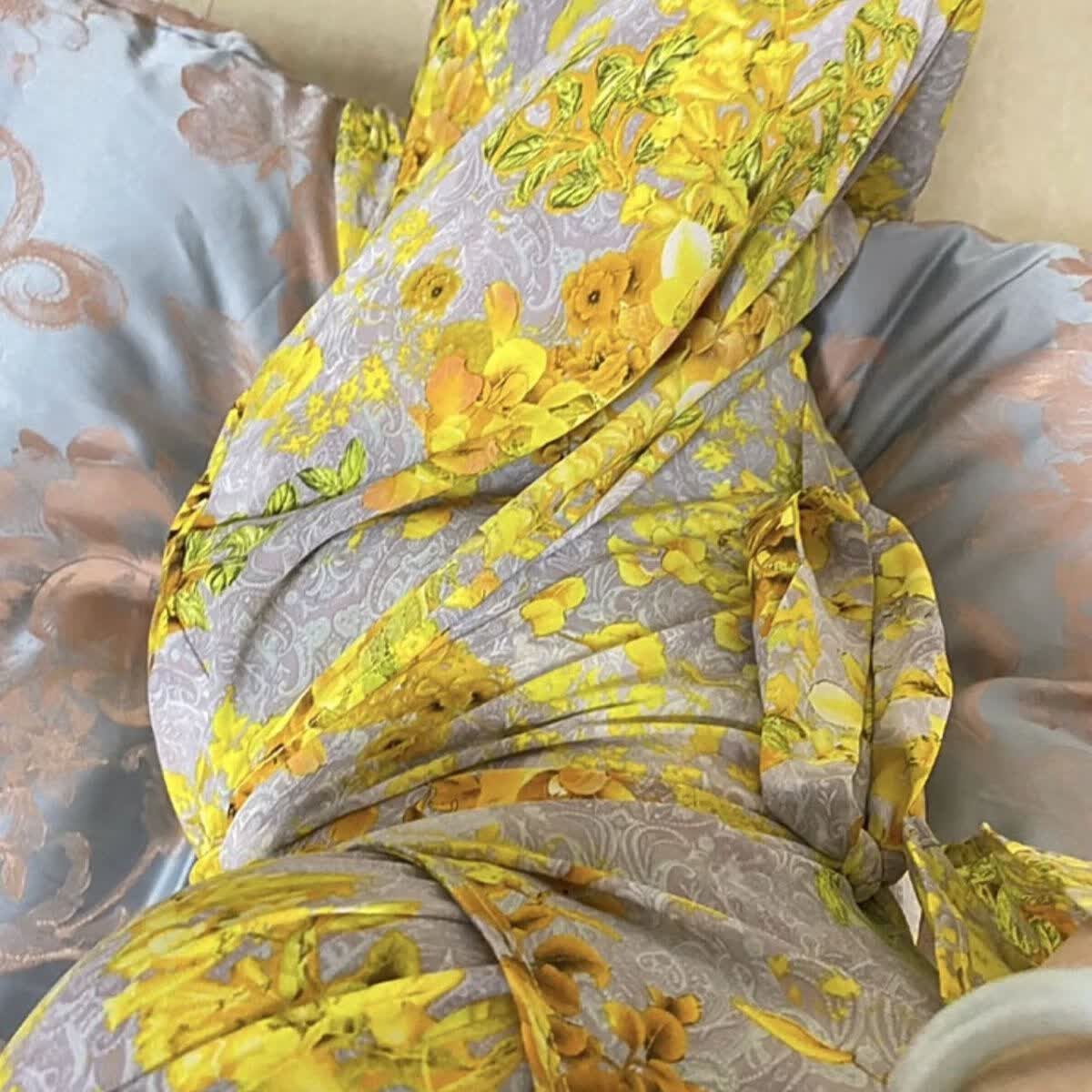 狮奥利兴抖音黄色战裙 抖音网红战袍法式风情碎花连衣裙女夏装纯 黄色