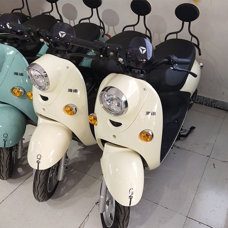 适用于雅迪米彩2020电动车脚垫600