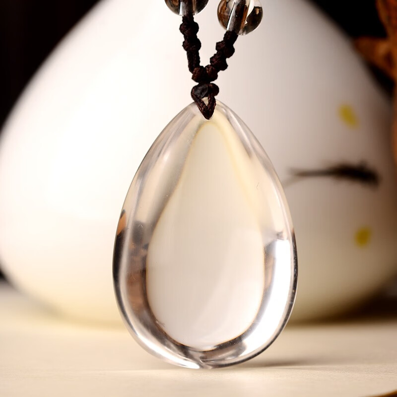 奕静天然白水晶水滴吊坠小众设计轻奢女款项链转运挂坠原石水晶首饰品