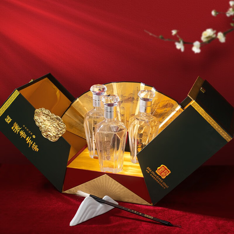 泸州老窖股份出品 金色友情 桃园英雄文化酒 浓香型白酒 52度 500mL 3瓶 9瓶 礼盒装