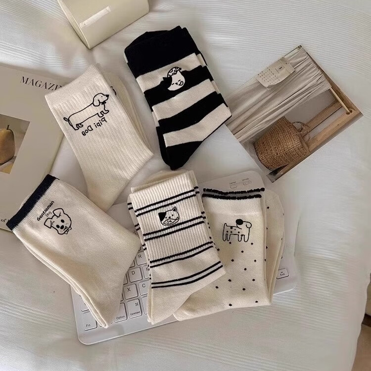 莫代尔女袜黑白腊肠狗运动袜日系可爱学生中筒袜 黑白腊肠狗袜 5双