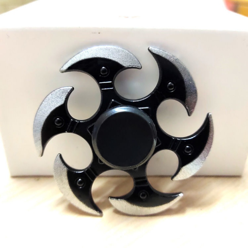 萌嘟拉指尖陀螺钛合金发光金属炫彩手指陀螺指间旋转减压儿童玩具定制