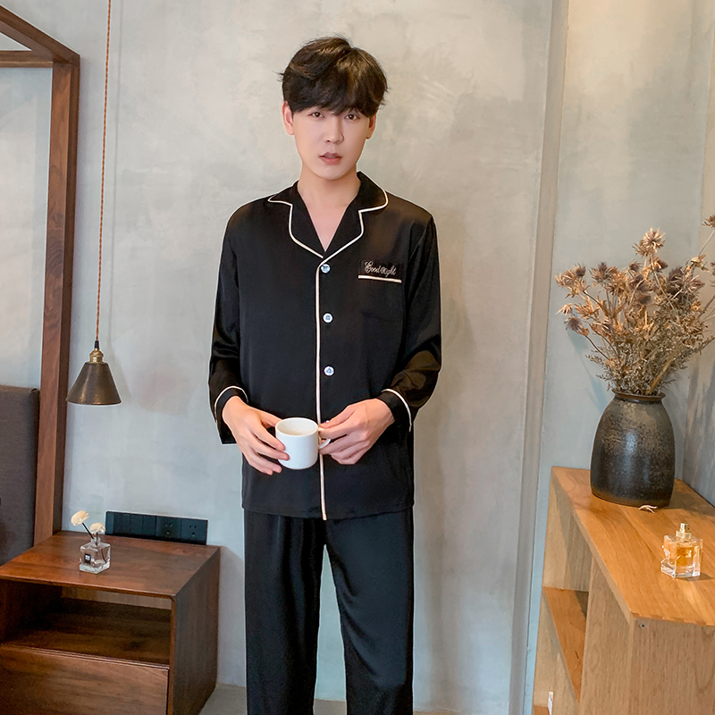 萧淑妃 两套价 新款仿真丝情侣睡衣春秋季纯色简约休闲可外穿男女士薄款冰丝绸开衫家居服套装 典雅黑 女生XL码+男生L码