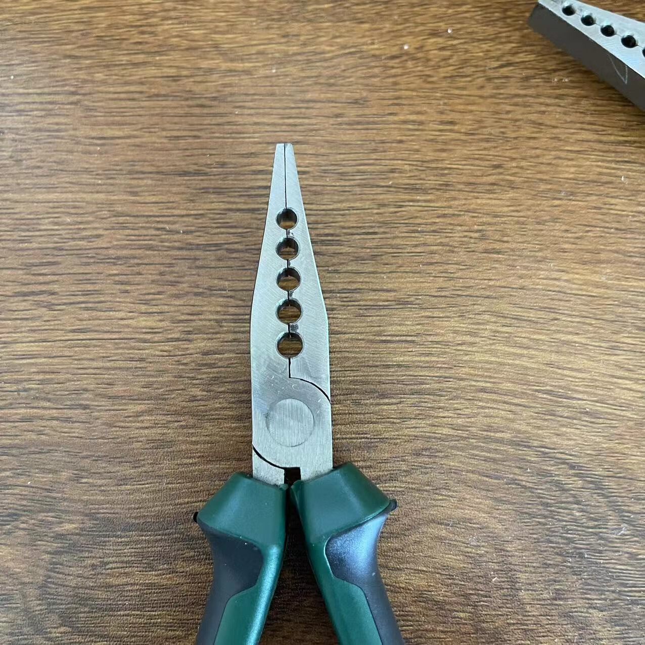 完壮鳄鱼嘴金银加工手镯焊口整形钳子 手镯接口整平工具 5个孔4.