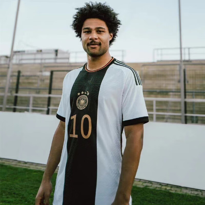 巴喜万足球服卡塔尔世界杯德国队国家队主场球衣13号穆勒 主场光板