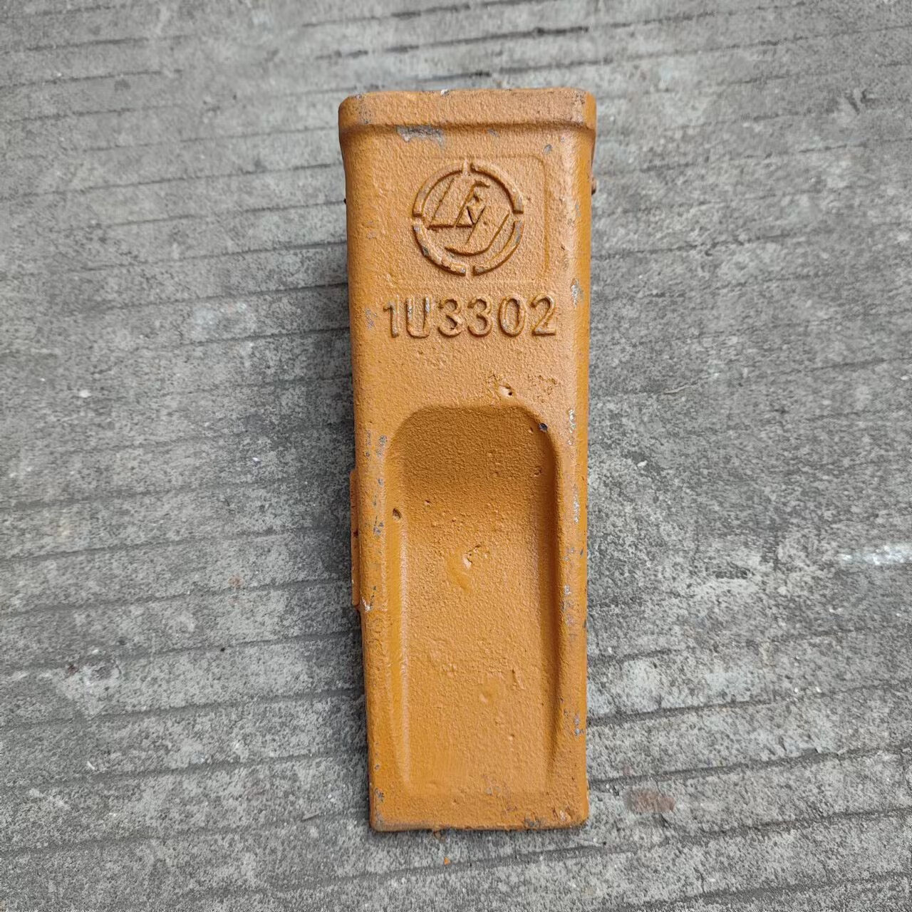 千驰嘉挖掘机徐工135 150 155dk中联135 150斗齿雷沃130斗齿岩石齿齿