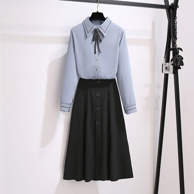 c教资面试冬季服装女教师资格穿搭衣服幼儿园正式场合正装连 蓝色上衣