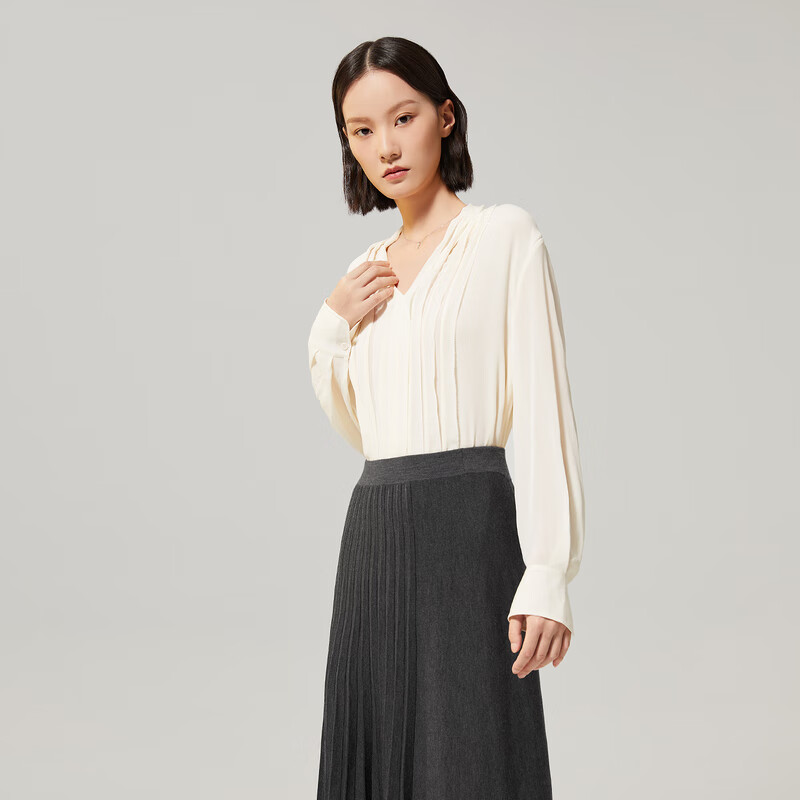 OVV【重磅真丝】OVV2022秋冬新款女装22姆米鬼绉花边V领长袖衬衫 米白A3 M