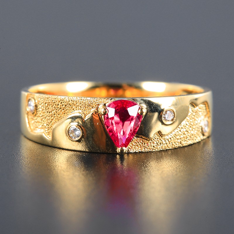 【女神礼物】意禄 0.32克拉红宝石戒指女18K金镶嵌钻石复古优雅彩色宝石戒指礼物 现货