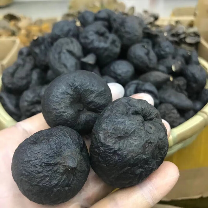 云南野生乌灵参  鸡枞蛋 雷震子  鸡茯苓 吊金钟乌苓参地炭棍50克