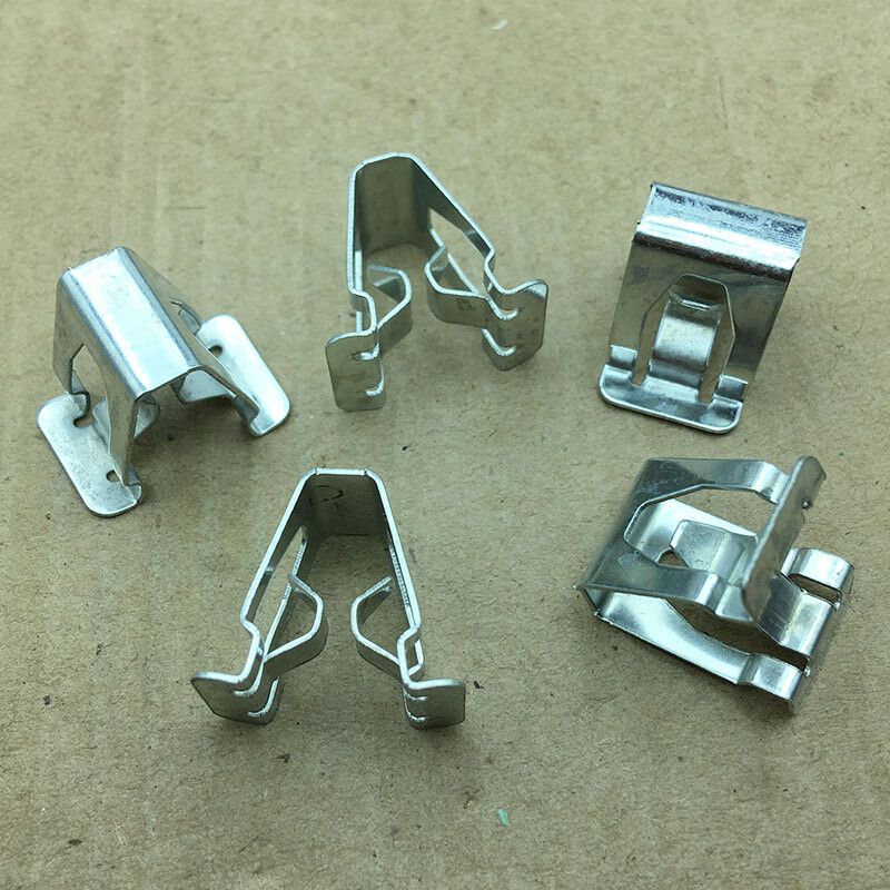 芒芒适用新款东风天龙旗舰kx脚踏板护板护罩固定金属铁钢夹子卡扣卡子