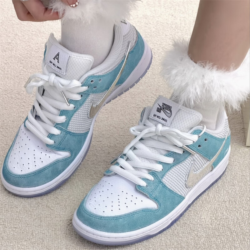 耐克(nike)april skateboards x nike sb dunk low薄荷绿低帮休闲运动