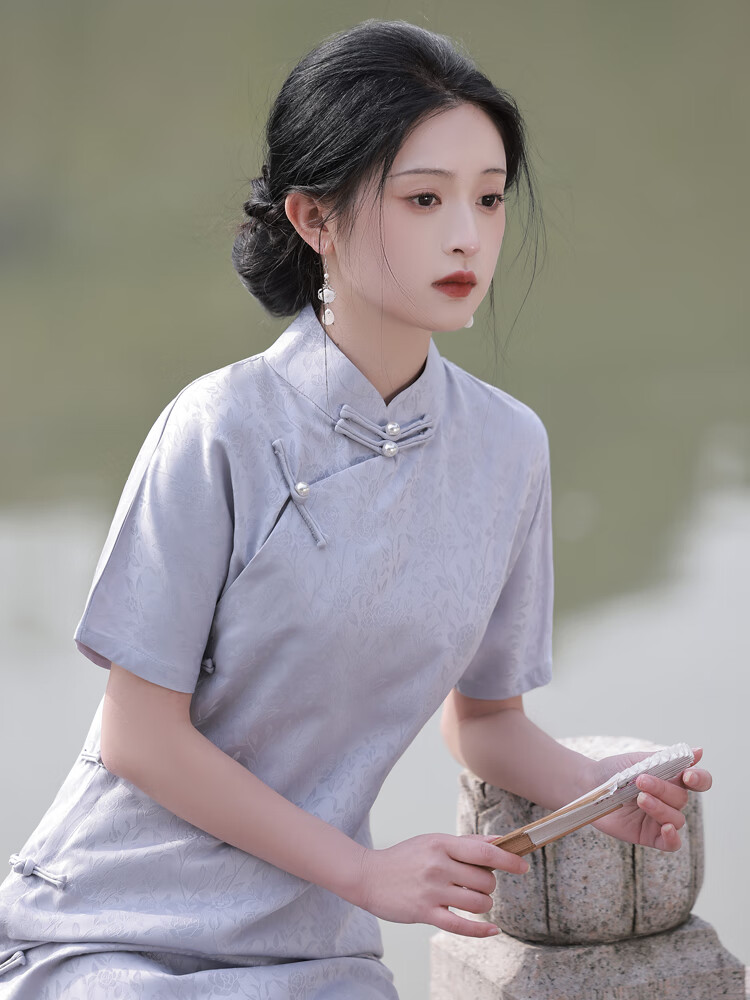 旗袍一片式无省民国少女年轻气质全开襟古法传统大学生日常 水光潋滟