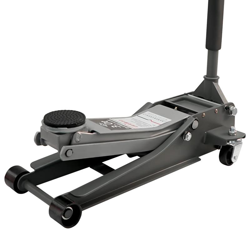 ���ڲ�����HUGO��ʽҺѹǧ�ﶥ3��5����ѹǧ�ﶥ�����û�̥����ԽҰsuv�γ� ���Ӻ���ÿ2.5��ȫ�ܳ���λ