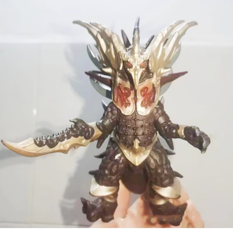 兽化贝利亚融合兽奇美拉王可动软胶全新儿童玩具 20cm 完全生命体叶腐