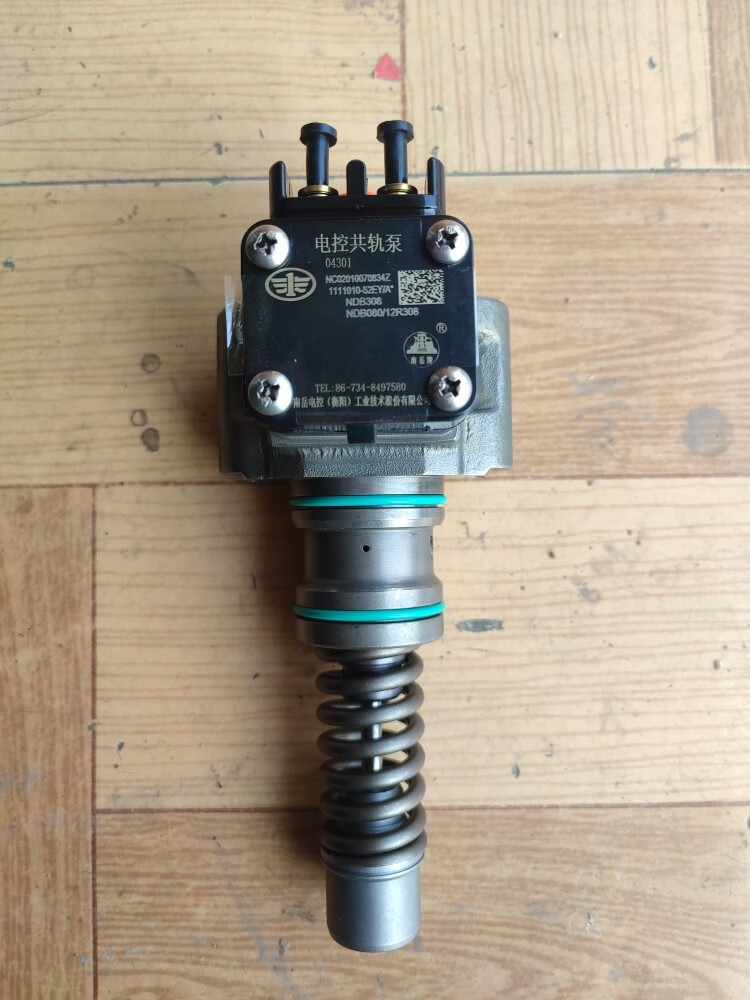 曼影(manying)一汽解放j6l配大柴道依茨发动机单体泵总成