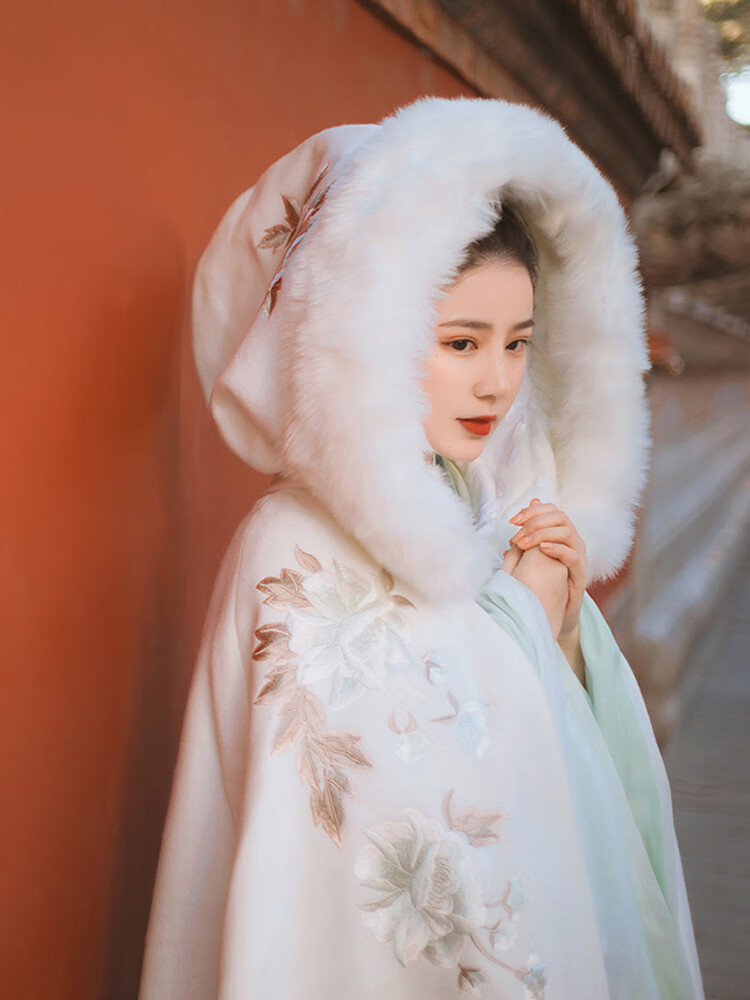 成人女小个子披风长款加绒加厚保暖披肩中国风古装外套秋冬款 纳兰词