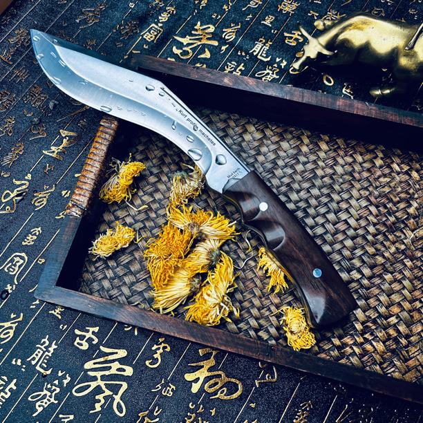 霸志尼泊尔至尊军刀-户外刀多功能野外生存高硬度便携家用露营小刀