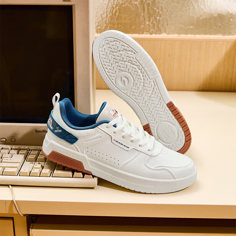 361°运动鞋男秋冬季复古百搭厚底保暖小白休闲板鞋子男672136611-10