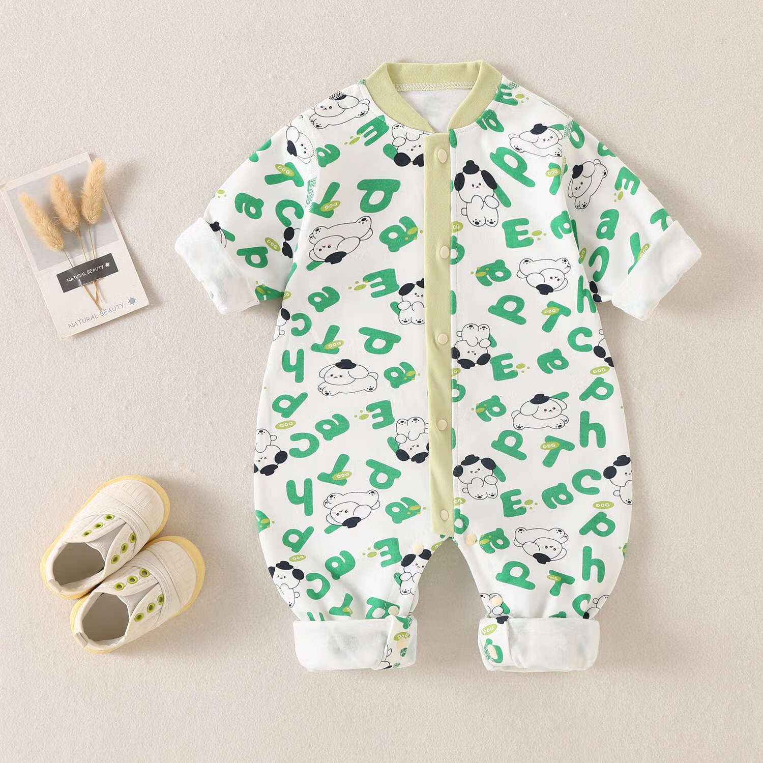 酷米绨婴儿衣服春秋新生儿连体衣纯棉男女宝宝秋装长袖外出洋气哈衣爬服 绿字母狗 66cm