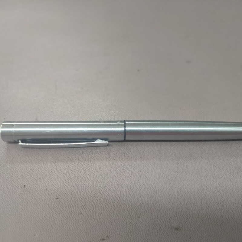 【绝版旧书】永生322,稀有老钢笔,手感不错 ,笔尖依旧在水准以上 ,可