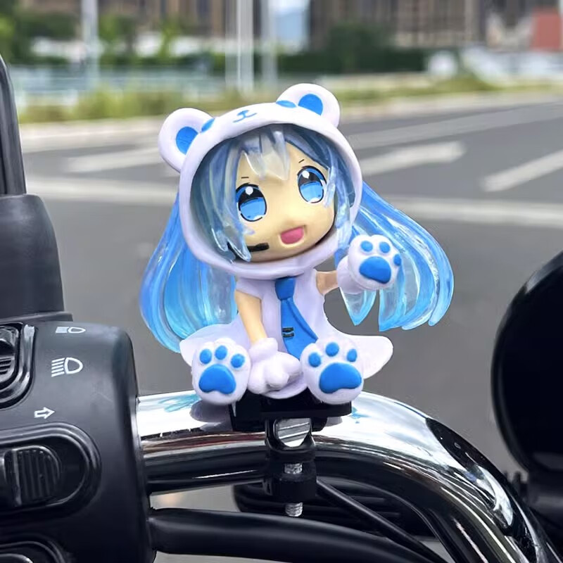 紫讯初音未来可爱个性电动摩托车电瓶自行车公仔车把配件装饰汽车摆件