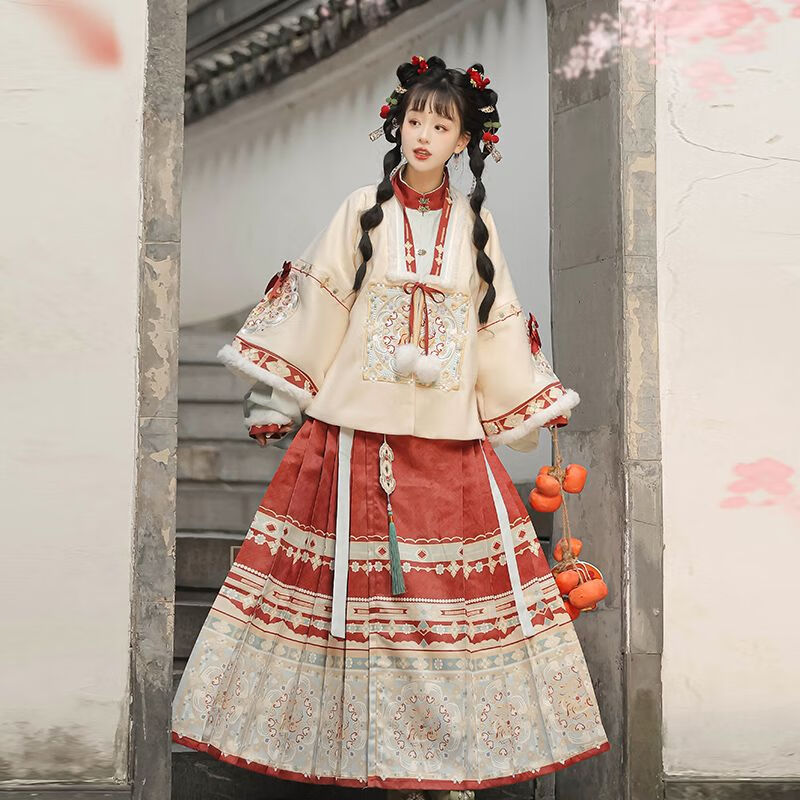 狮奥利兴汉尚华莲汉裳年年明制汉服女加绒合领披袄立领琵琶袖马面裙