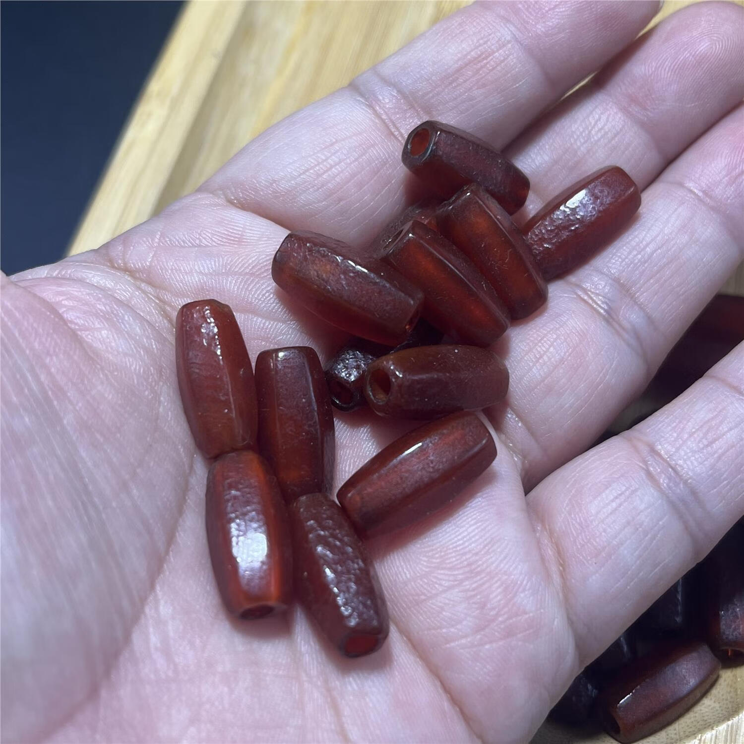 亚梵尼 多棱玛瑙八棱约9*18mm枣色老玛瑙配珠 隔珠饰品配件diy 2颗装