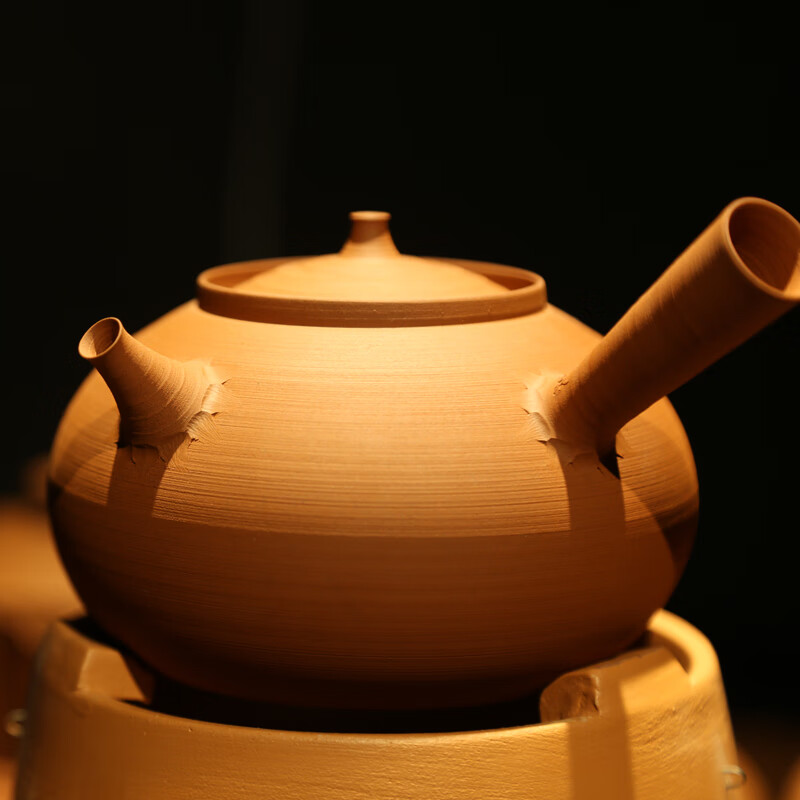 谢氏手拉清泉全手工手拉砂铫壶围炉煮茶壶超薄胚原矿鸡蛋黄泥料定制圆