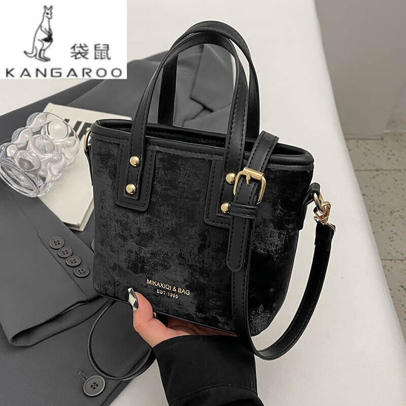 袋鼠(kangaroo)轻奢品牌时尚水桶包小包包女包新款2024潮秋冬休闲百搭