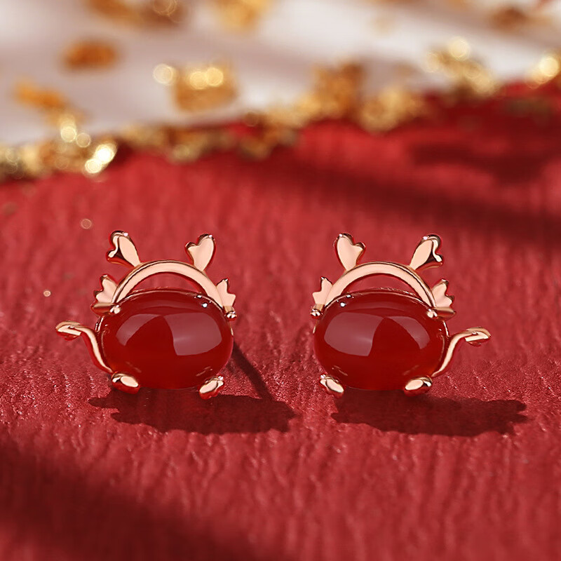 赤瑕宫原创抱抱龙耳钉女本命年生肖龙年耳环银年红玛瑙中国风耳饰 红