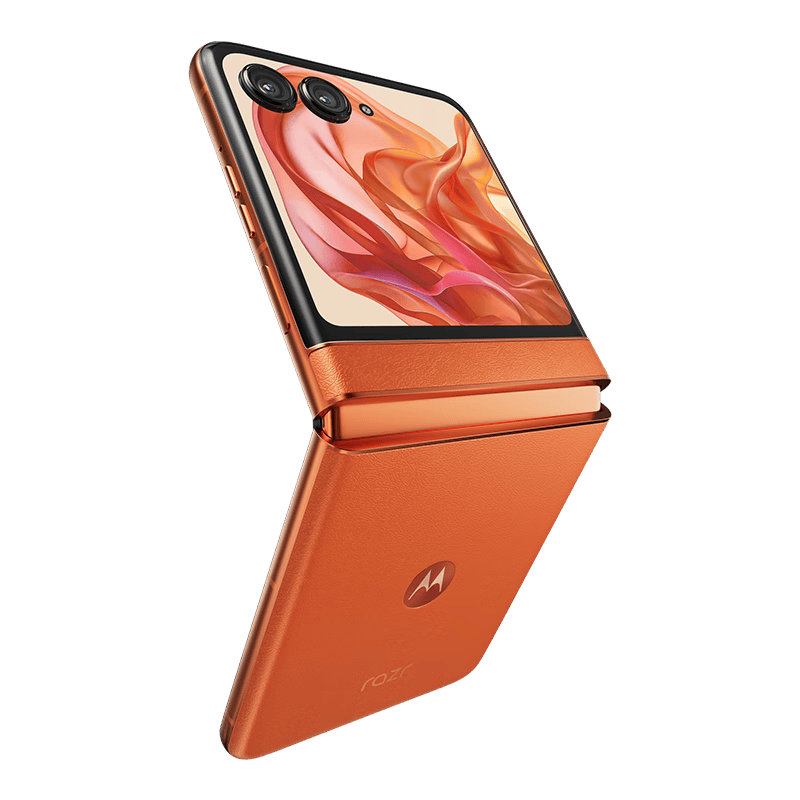 摩托罗拉 moto razr 50 第五代小折叠屏 康宁大猩猩玻璃 ipx8抗水 60