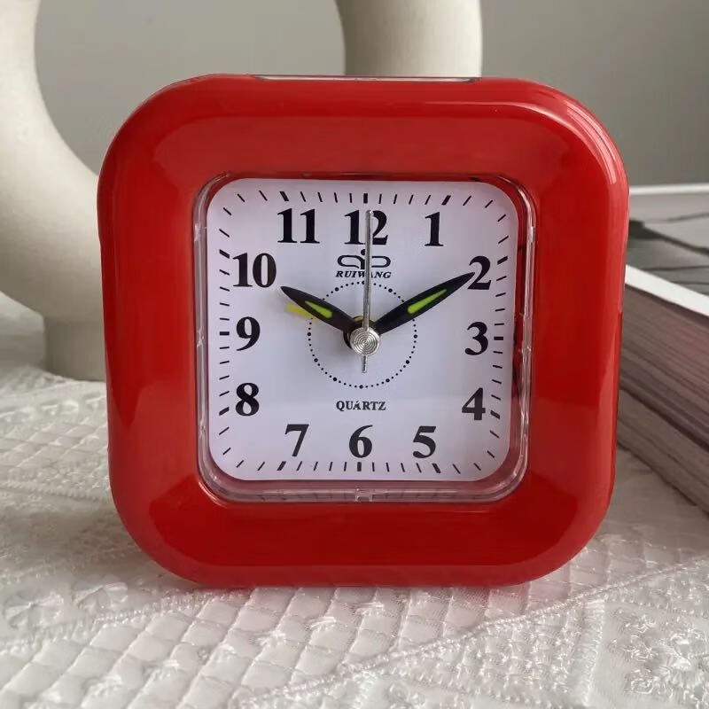 小简约复古北欧风学生用桌面床头小型静音夜 正方形闹钟【直径10cm】