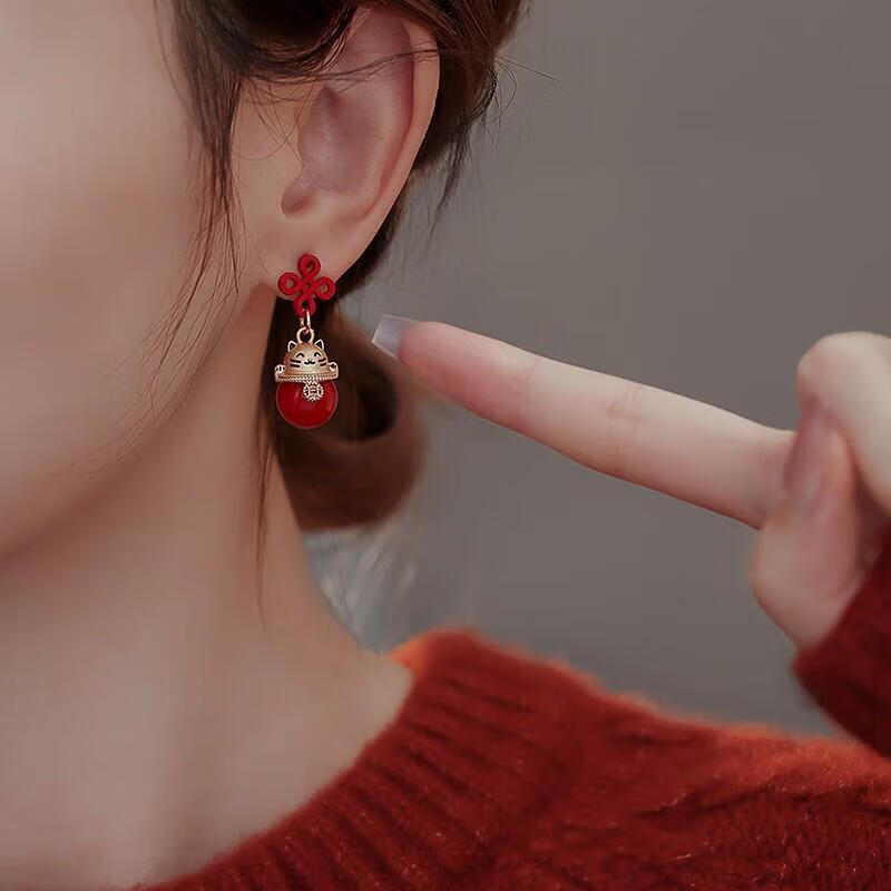 理我(LIWO)老凤凰金店款2025感女耳环适合过年戴的红色耳饰喜庆蛇年春F节轻 23#银针-金色-红色-猫#