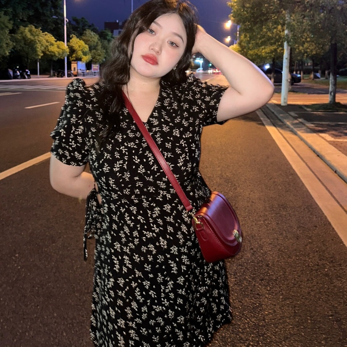 拓学(tuoxue)大码微胖女装显瘦套装30-40岁大码女装碎花连衣裙女夏纯