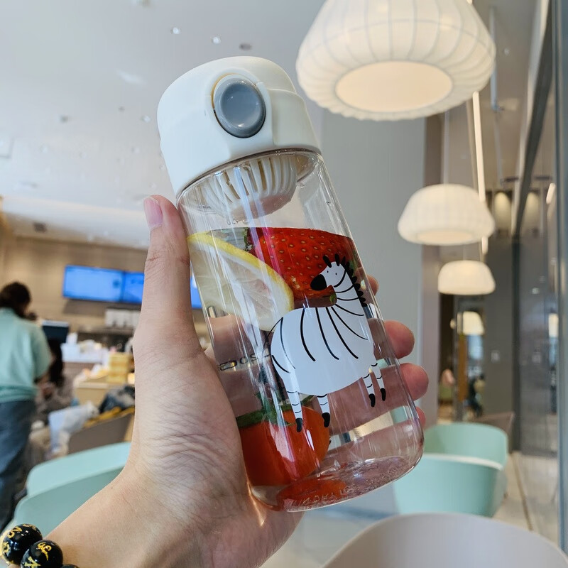 hywlkjcmsh草莓生活水杯600ml塑料直饮杯休闲杯子女高颜值学生男用