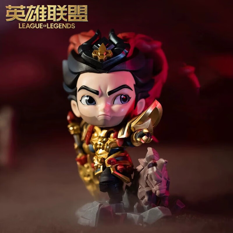 永恩亚索薇恩萨勒芬妮锐雯周边摆件玩具 看我神威无坚不摧-嘉文四世