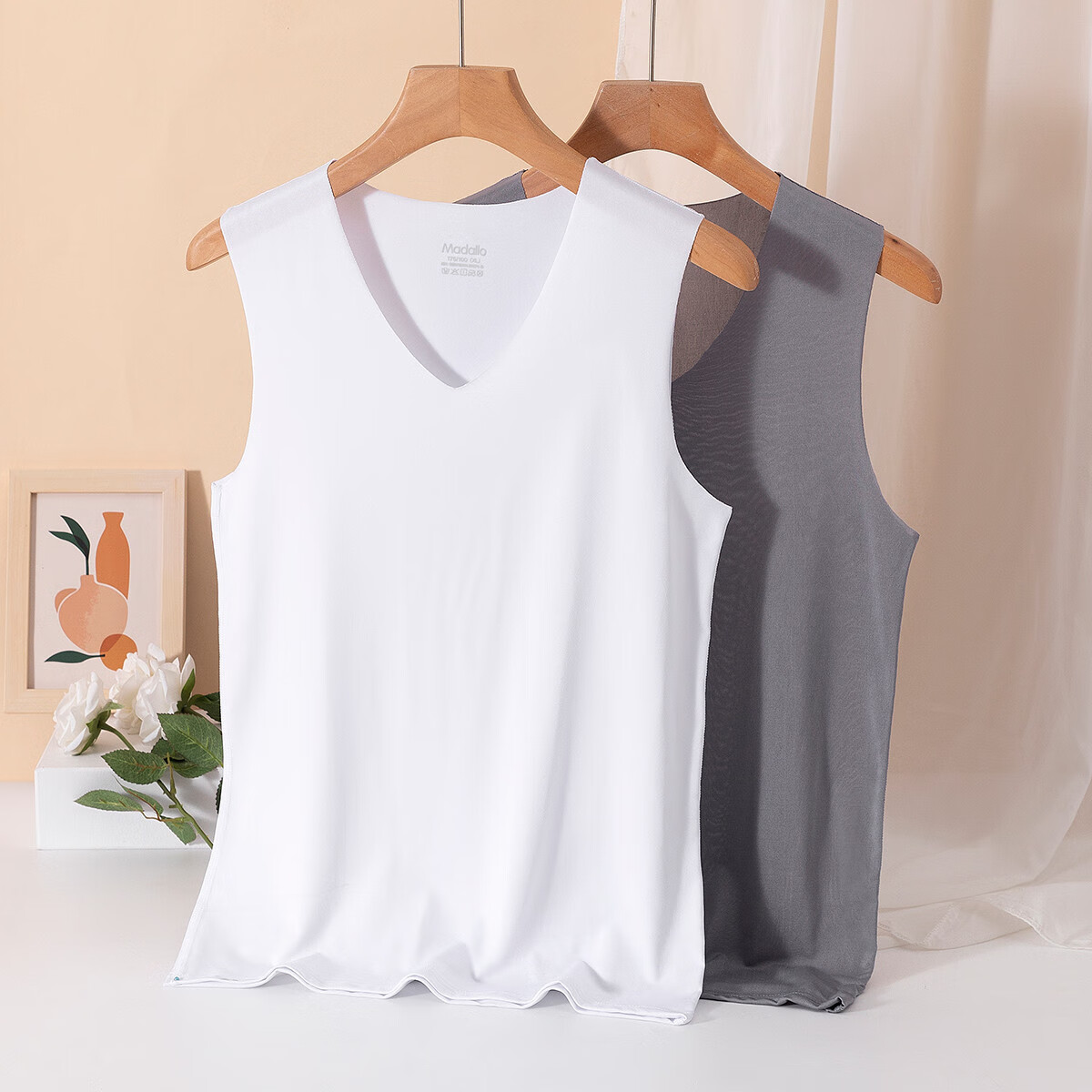 莫代尔男士冰丝背心v领无痕无袖宽肩运动弹力薄款背心2件装 男士冰丝背心：藏青+麻灰色 4XL （160-180斤）