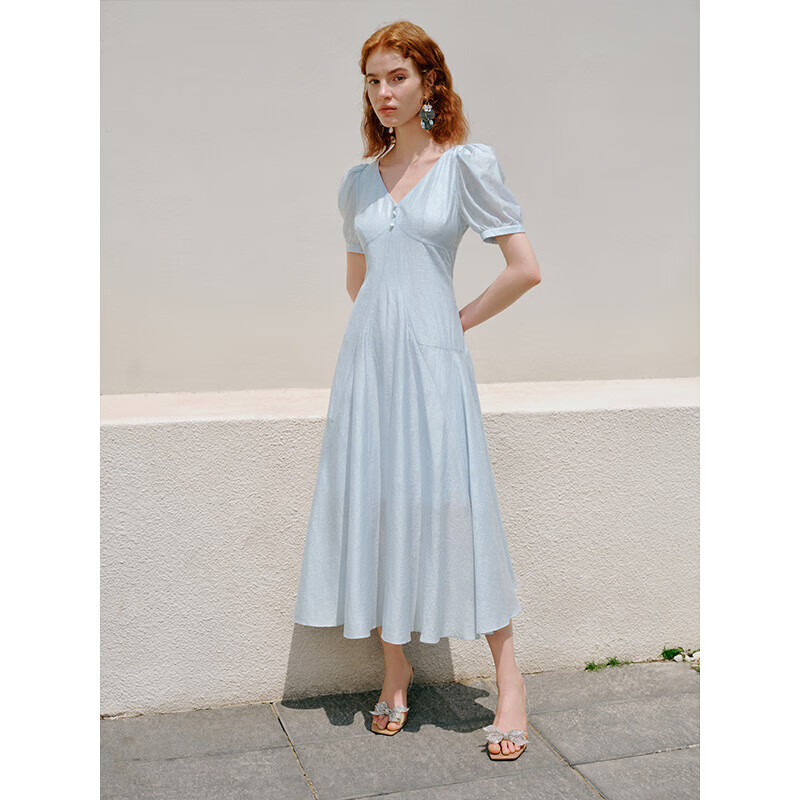 太平鸟女装【京东独享】连衣裙设计感法式优雅收腰长裙女 蓝色 S