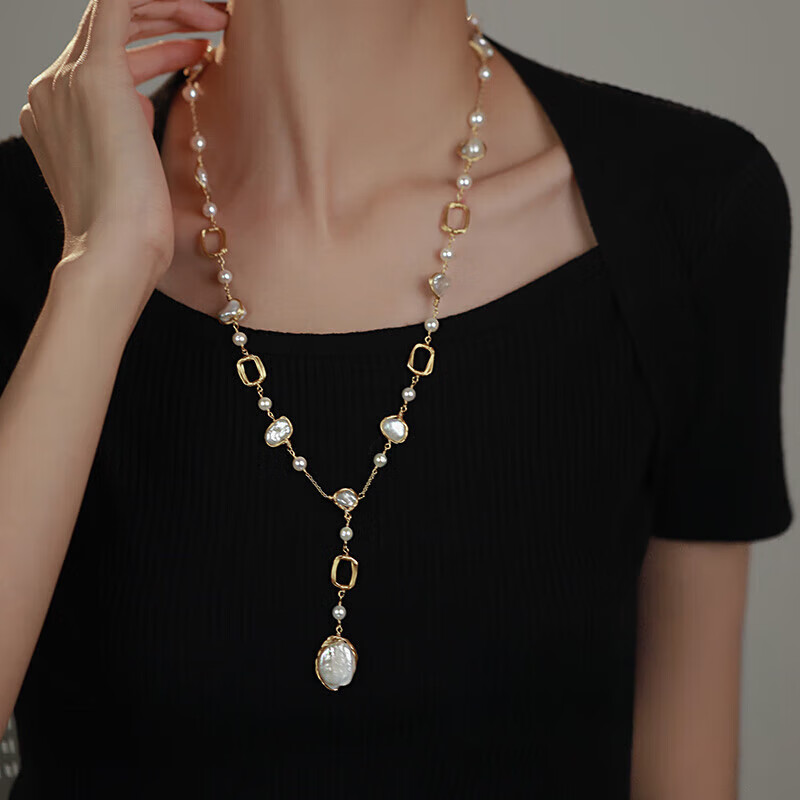 诗筠(SHIJUN)巴洛克珍珠毛衣链长款异形吊坠项链轻奢小众大气长项链女秋冬新款 珍珠项链