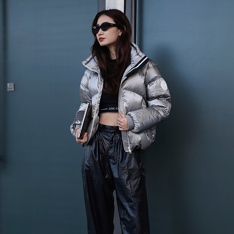 金羽杰明星同款冬季新款泡芙羽绒服女装短款轻暖大红色面包服Y23601238 耐久银灰 XS 适合120斤以下