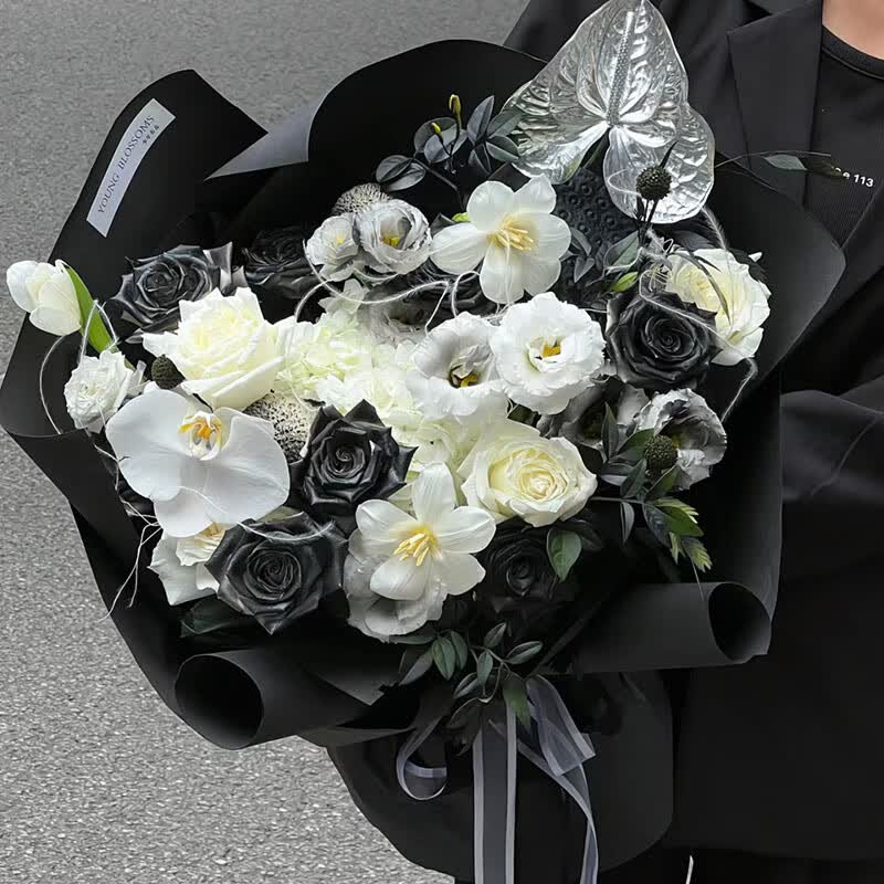 花农氏鲜花全国同城配送当日生日礼物纪念日送女友老婆白玫瑰黑玫瑰