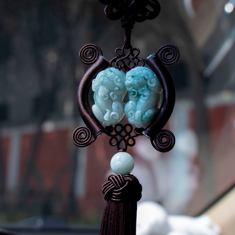 玉石貔貅汽车挂件天然翡翠挂饰品平安符车内车载吊坠装饰用品 翡翠