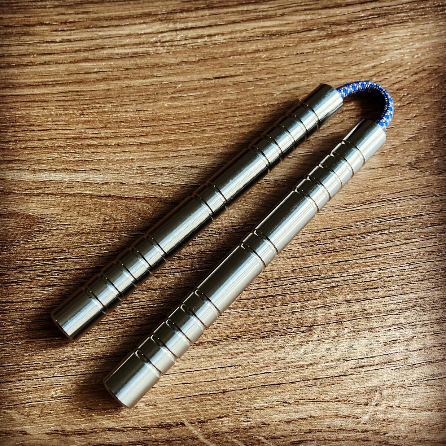 芳北怡迷你双截棍可换绳转棍mininunchaku放松减压灵活手指掌上技巧