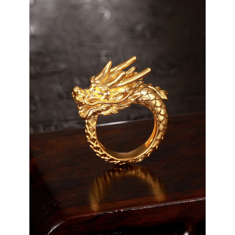 益福顺龙头戒指金色男尾戒复古中式简约霸气生肖龙本命年龙首戒指