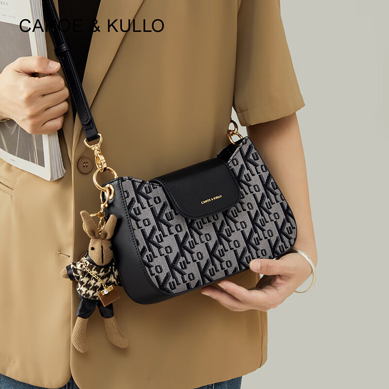 CAHOE KULLO官方包包女包轻奢侈2024新款品牌女士牛皮复古斜挎单肩腋下法棍包 炫黑-CK女包生日礼物送女友